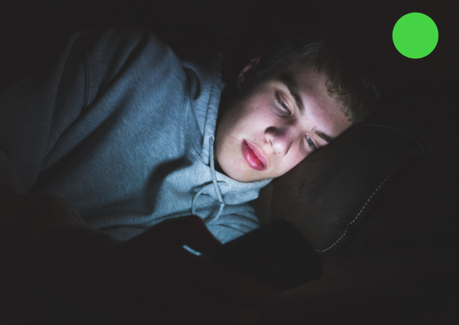 Onderzoek: betere slaap en minder depressie onder kinderen zonder telefoon